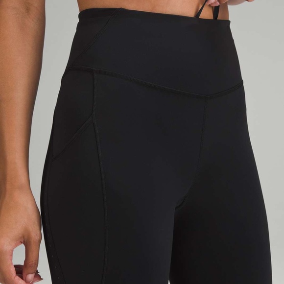 Lululemon Fast and Free High-Rise Tight 25" with Pockets - Picture 5 of 11